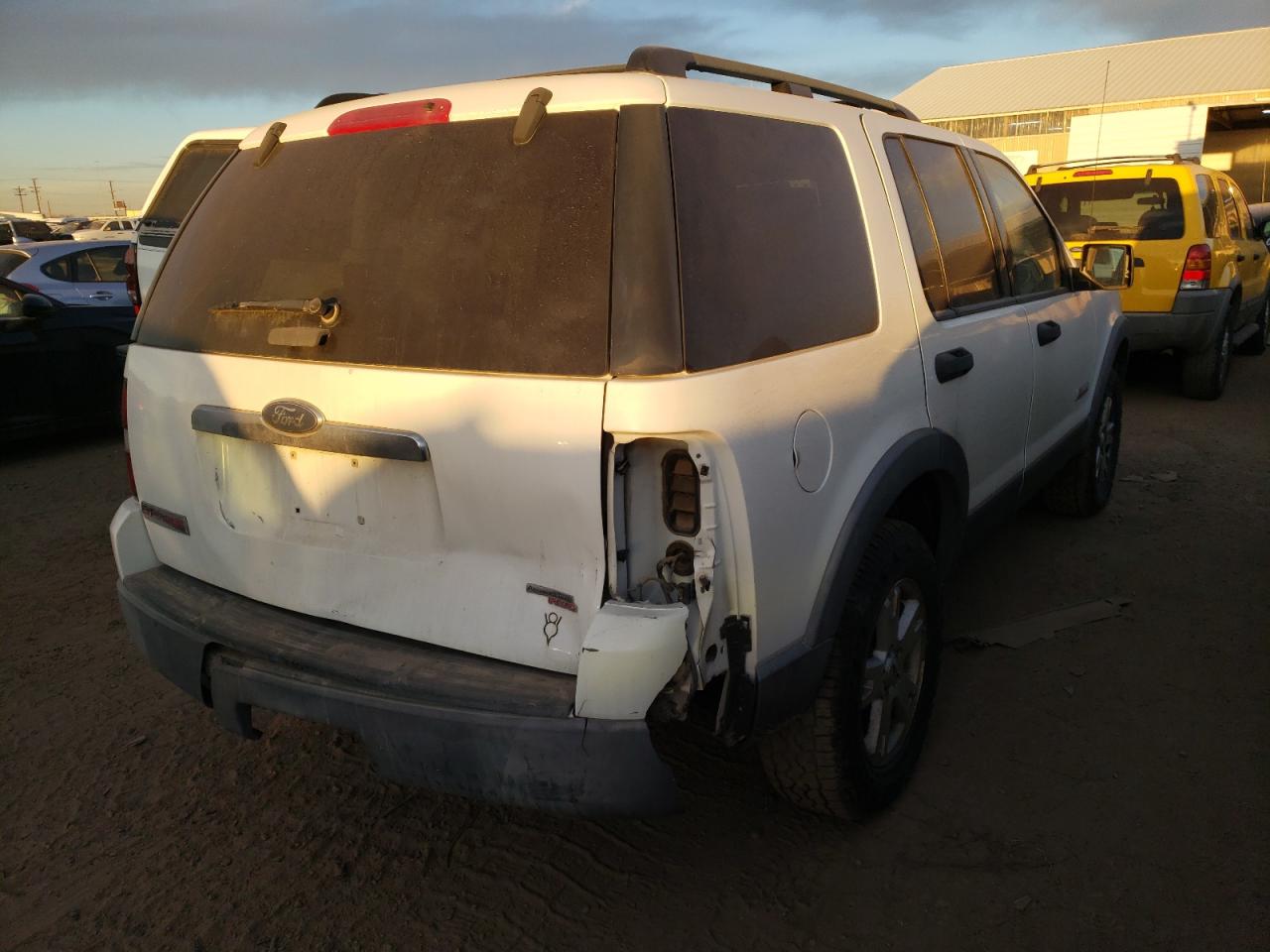 Фото 4 с аукциона – 2006 FORD EXPLORER X с VIN 1FMEU73836UB08873