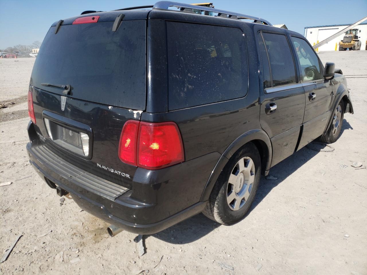 Photo 4 from auction – 2006 LINCOLN NAVIGATOR with VIN 5LMFU28536LJ24161