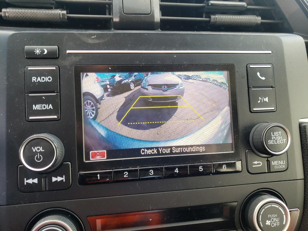 Photo 9 from auction – 2019 HONDA CIVIC LX with VIN 2HGFC2F63KH556294