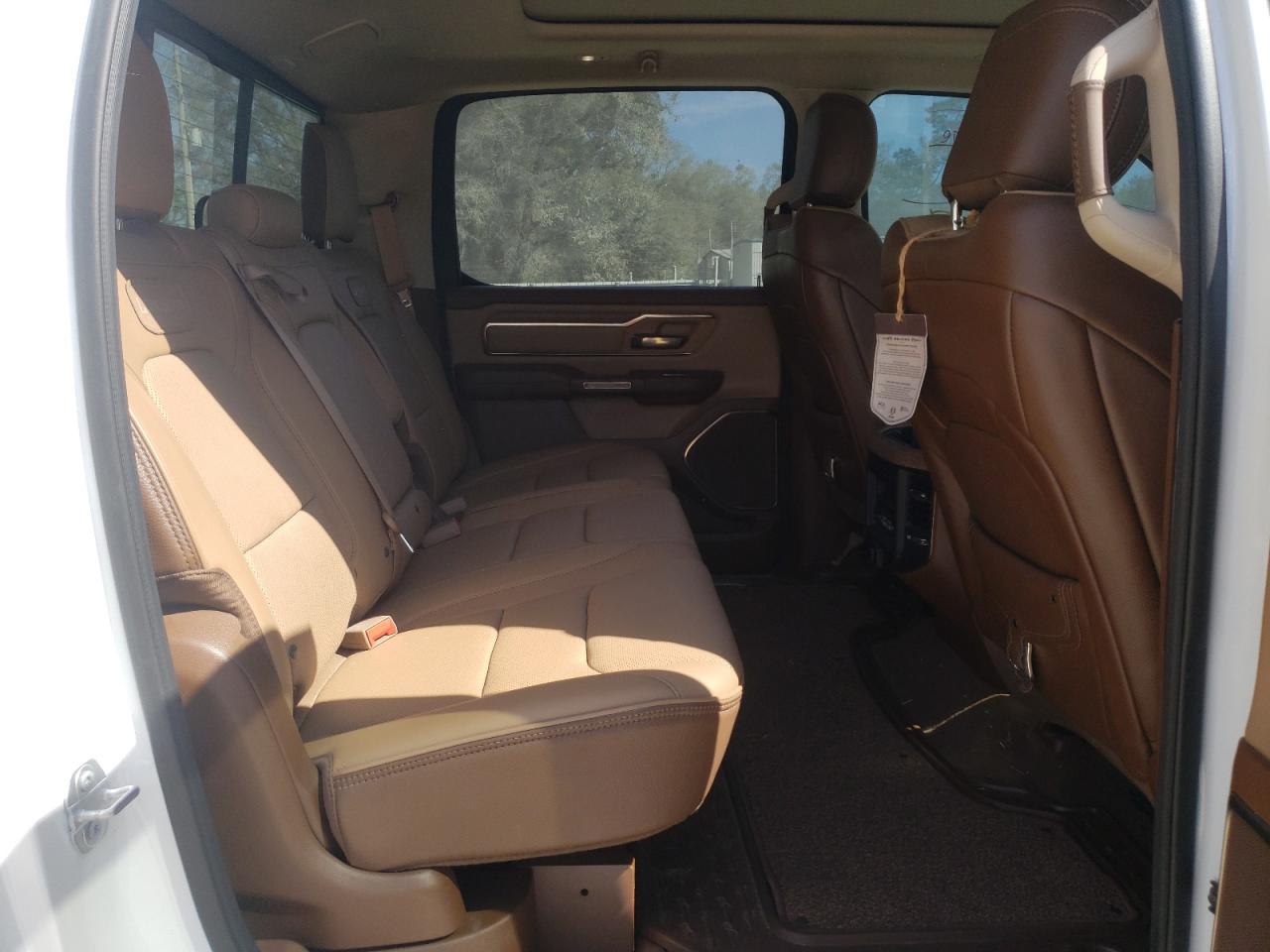 Photo 6 from auction – 2019 RAM 1500 LONGH with VIN 1C6SRFST9KN627219