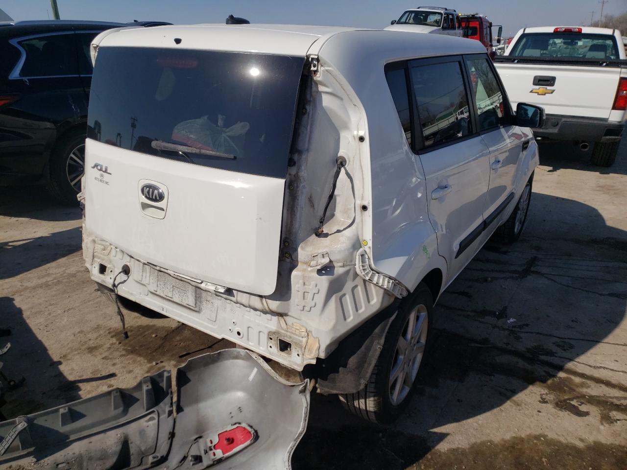 Photo 4 from auction – 2013 KIA SOUL + with VIN KNDJT2A66D7537723