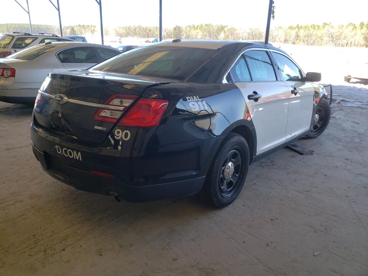 Photo 4 from auction – 2015 FORD TAURUS POL with VIN 1FAHP2MK0FG194265