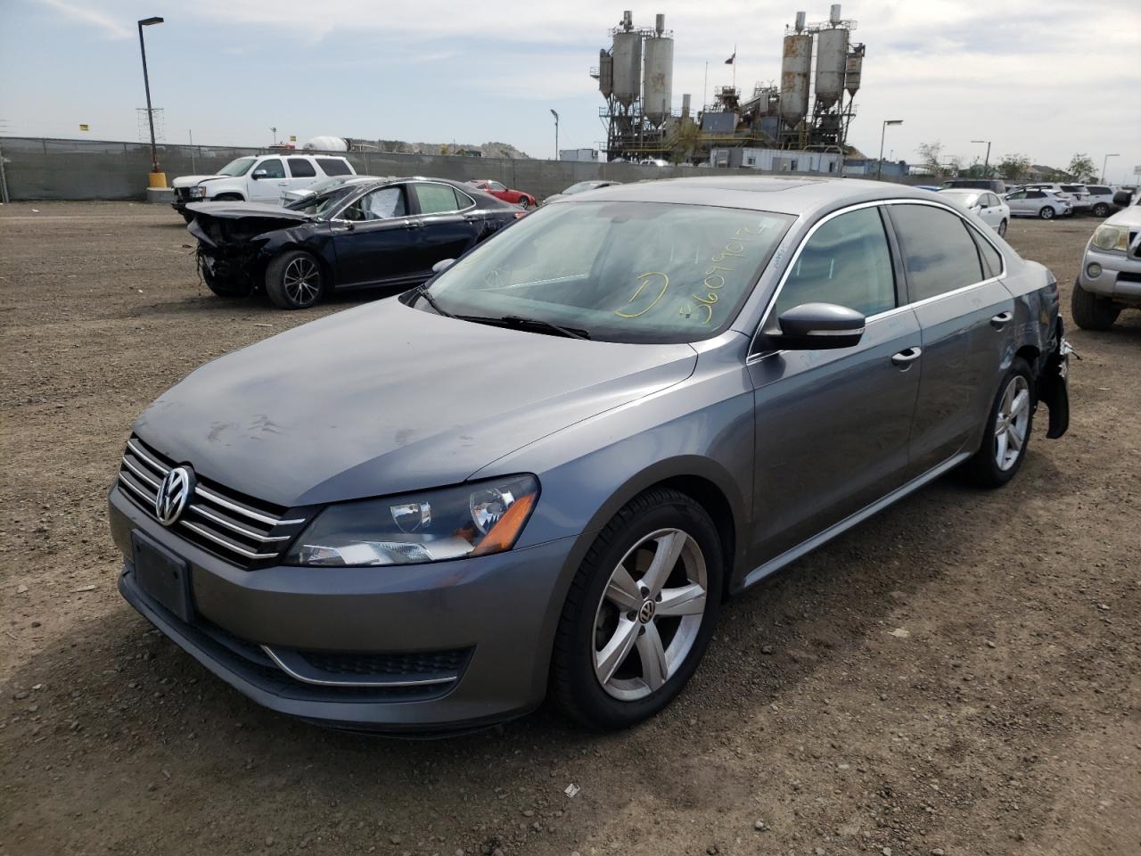 Photo 2 from auction – 2012 VOLKSWAGEN PASSAT SE with VIN 1VWBP7A34CC110345