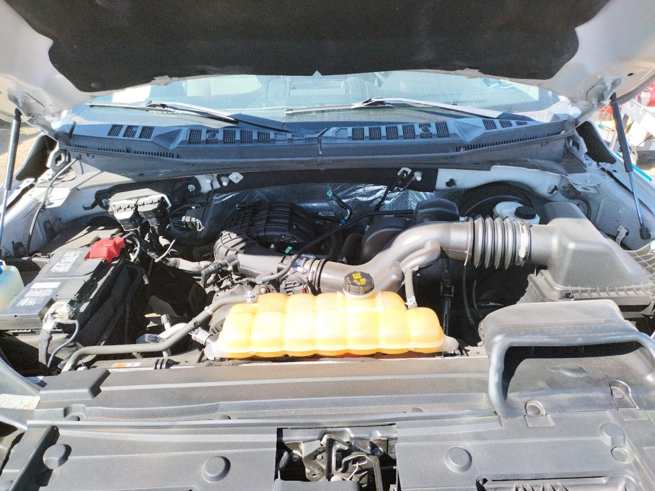Photo 7 from auction – 2016 FORD F150 SUPER with VIN 1FTEW1C82GKE97904