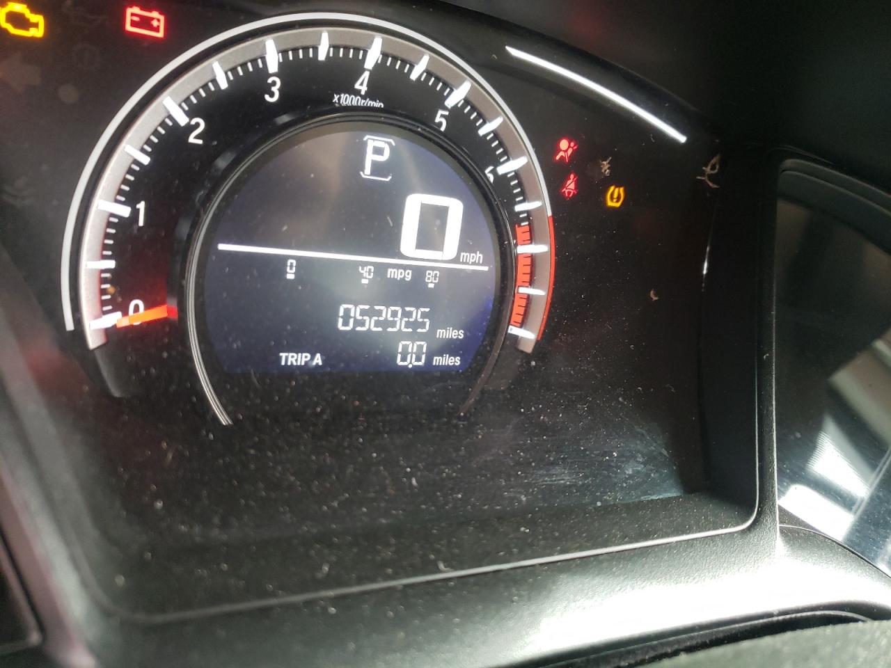 Photo 8 from auction – 2017 HONDA CIVIC LX with VIN 2HGFC2F50HH508526