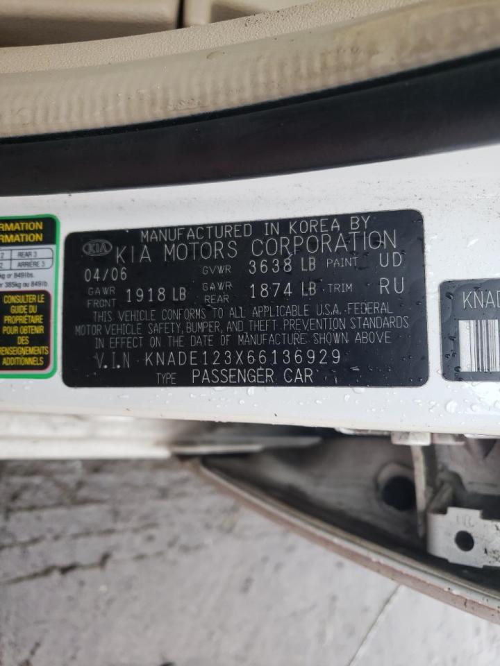 Photo 10 from auction – 2006 KIA RIO with VIN KNADE123X66136929