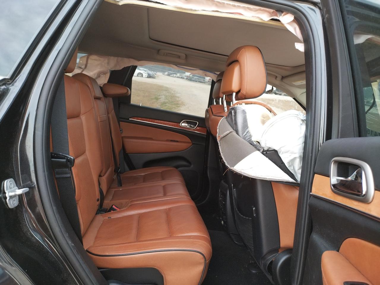 Photo 6 from auction – 2012 JEEP GRAND CHER with VIN 1C4RJFCG4CC315693