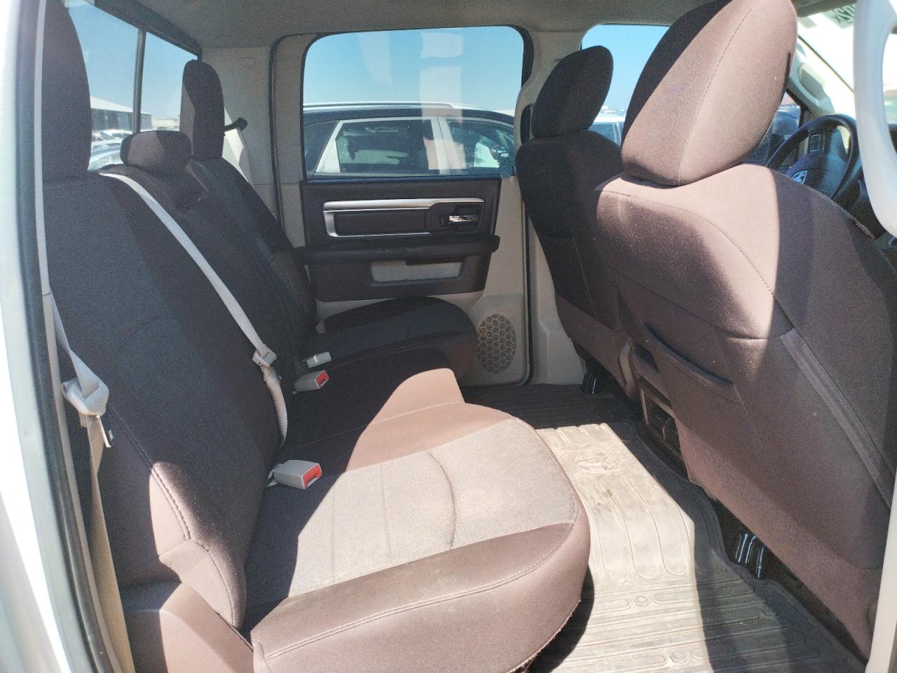 Photo 6 from auction – 2016 RAM 1500 SLT with VIN 1C6RR7LT8GS268635