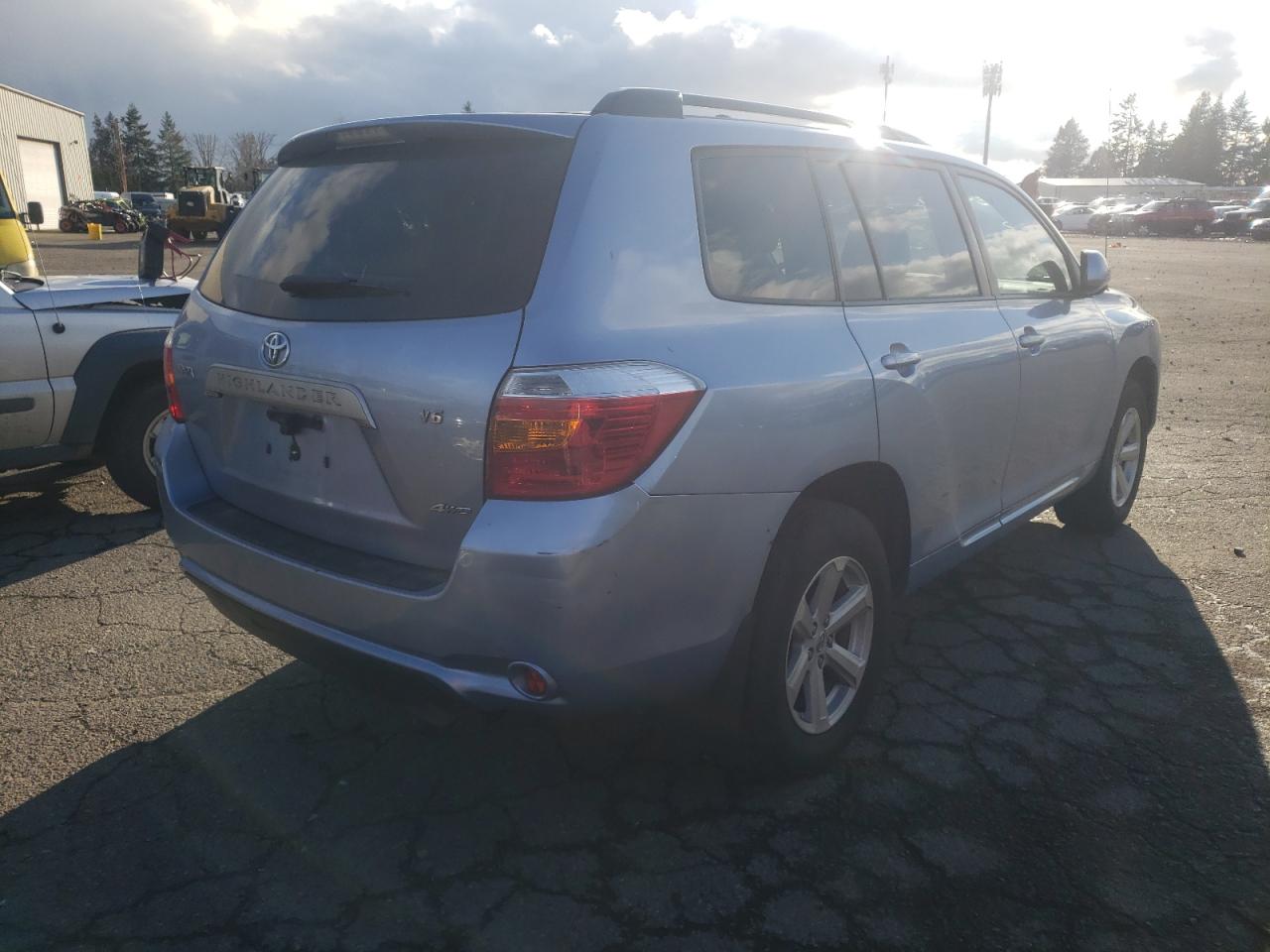 Photo 4 from auction – 2009 TOYOTA HIGHLANDER with VIN JTEES41A092131876