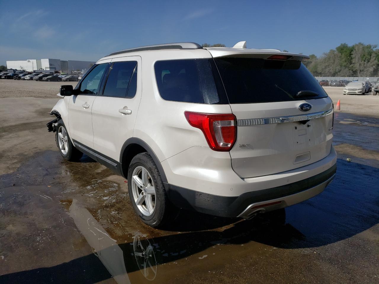 Photo 3 from auction – 2016 FORD EXPLORER X with VIN 1FM5K7D89GGA23122