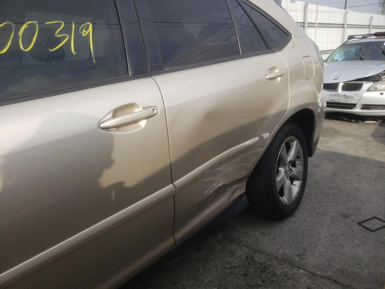 Photo 9 from auction – 2004 LEXUS RX 330 with VIN JTJGA31U740032753