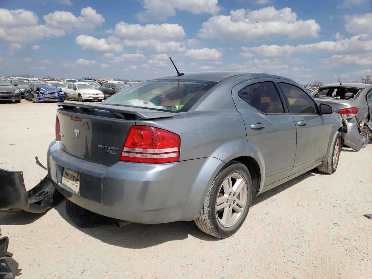 Photo 4 from auction – 2010 DODGE AVENGER R/ with VIN 1B3CC5FB4AN141749