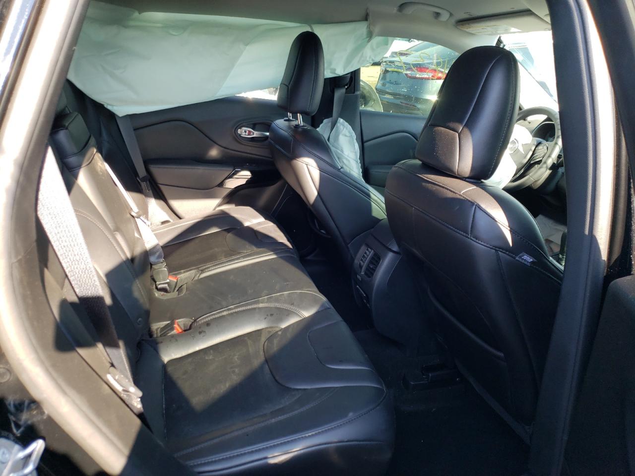Photo 6 from auction – 2019 JEEP CHEROKEE L with VIN 1C4PJMLB4KD293218