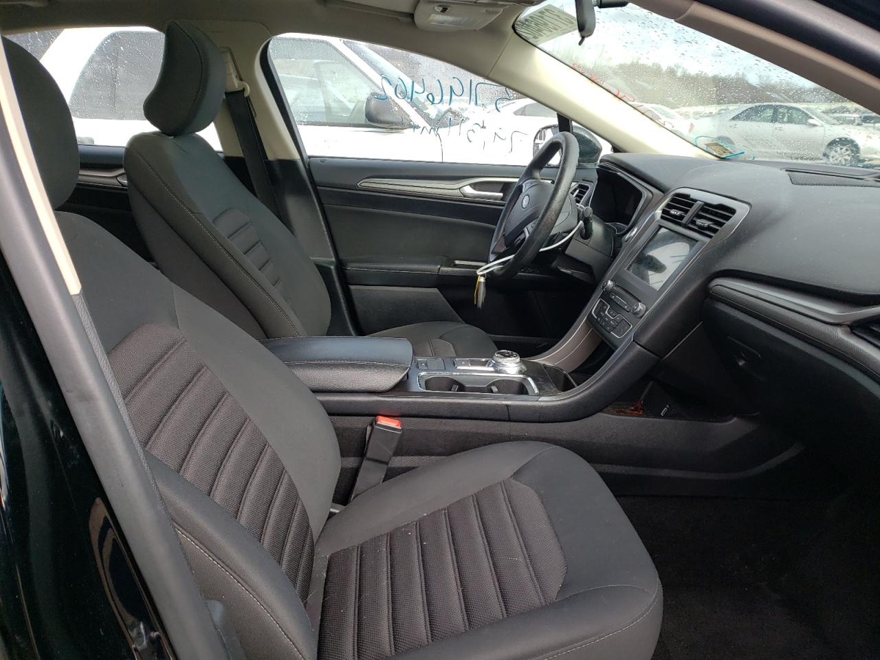 Zdjęcie 5 z aukcji – 2017 FORD FUSION SE z VIN 3FA6P0HD4HR304544