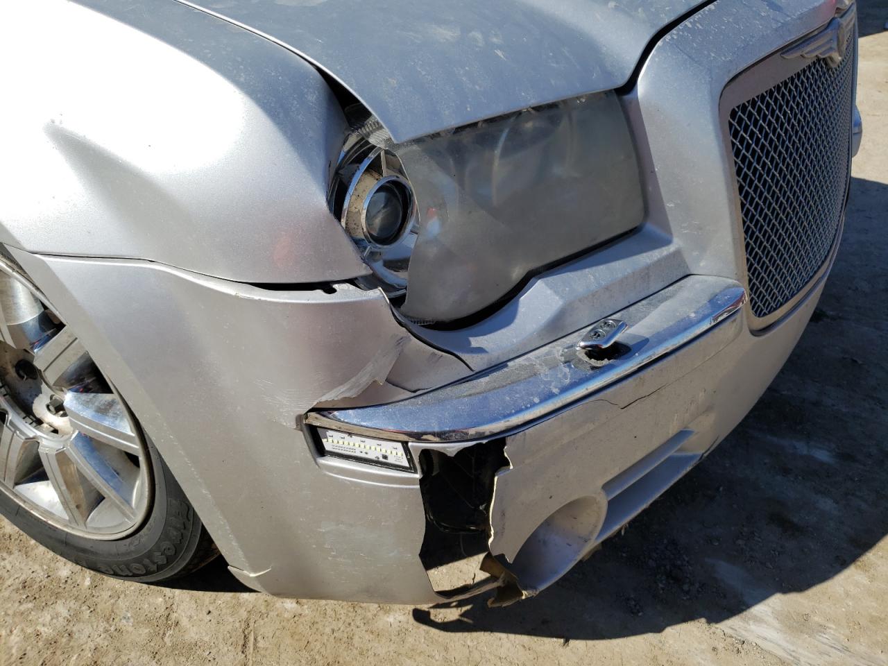 Photo 9 from auction – 2006 CHRYSLER 300C with VIN 2C3KA63H46H170865