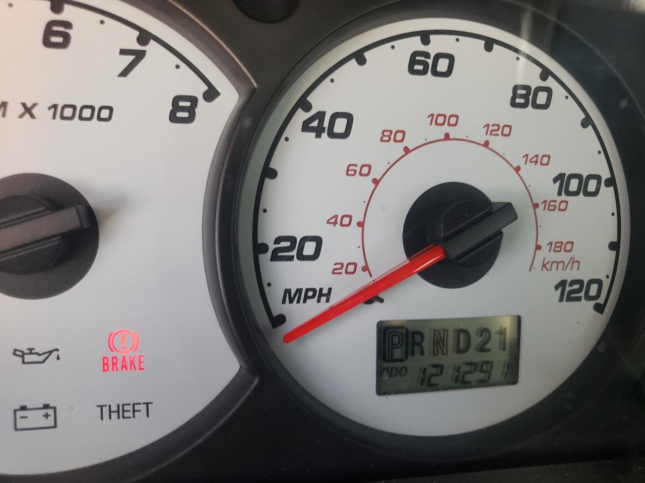 Photo 8 from auction – 2002 FORD ESCAPE XLS with VIN 1FMYU01162KB12741