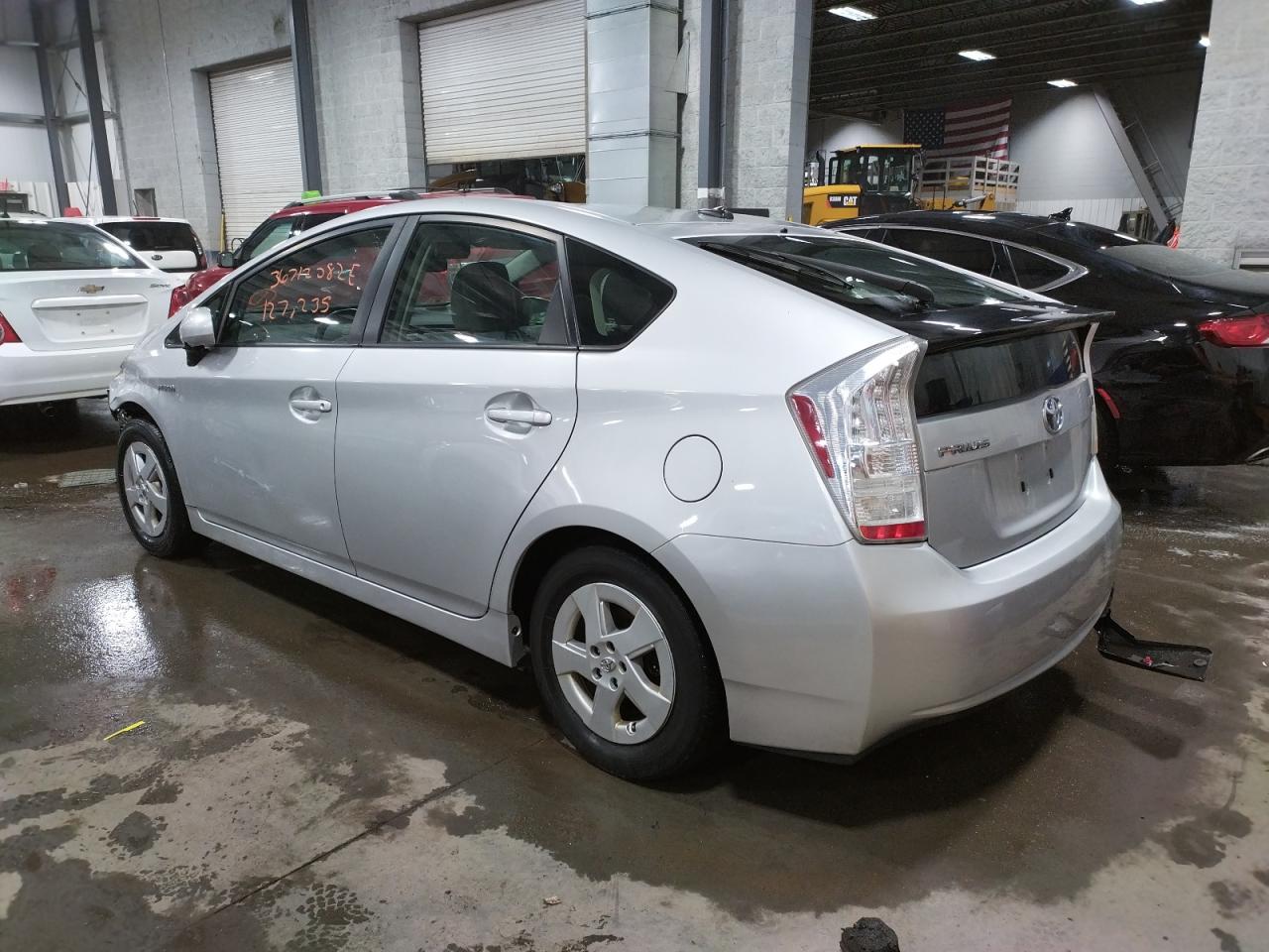Photo 3 from auction – 2010 TOYOTA PRIUS with VIN JTDKN3DU1A0232584