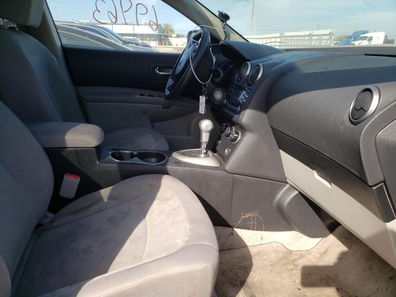 Photo 5 from auction – 2013 NISSAN ROGUE S with VIN JN8AS5MTXDW008940