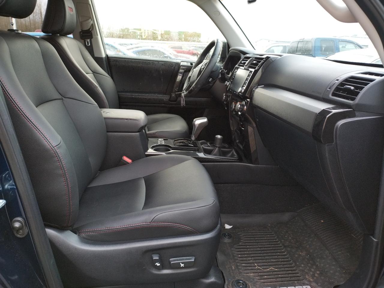 Photo 5 from auction – 2020 TOYOTA 4RUNNER SR with VIN JTEBU5JR5L5790387