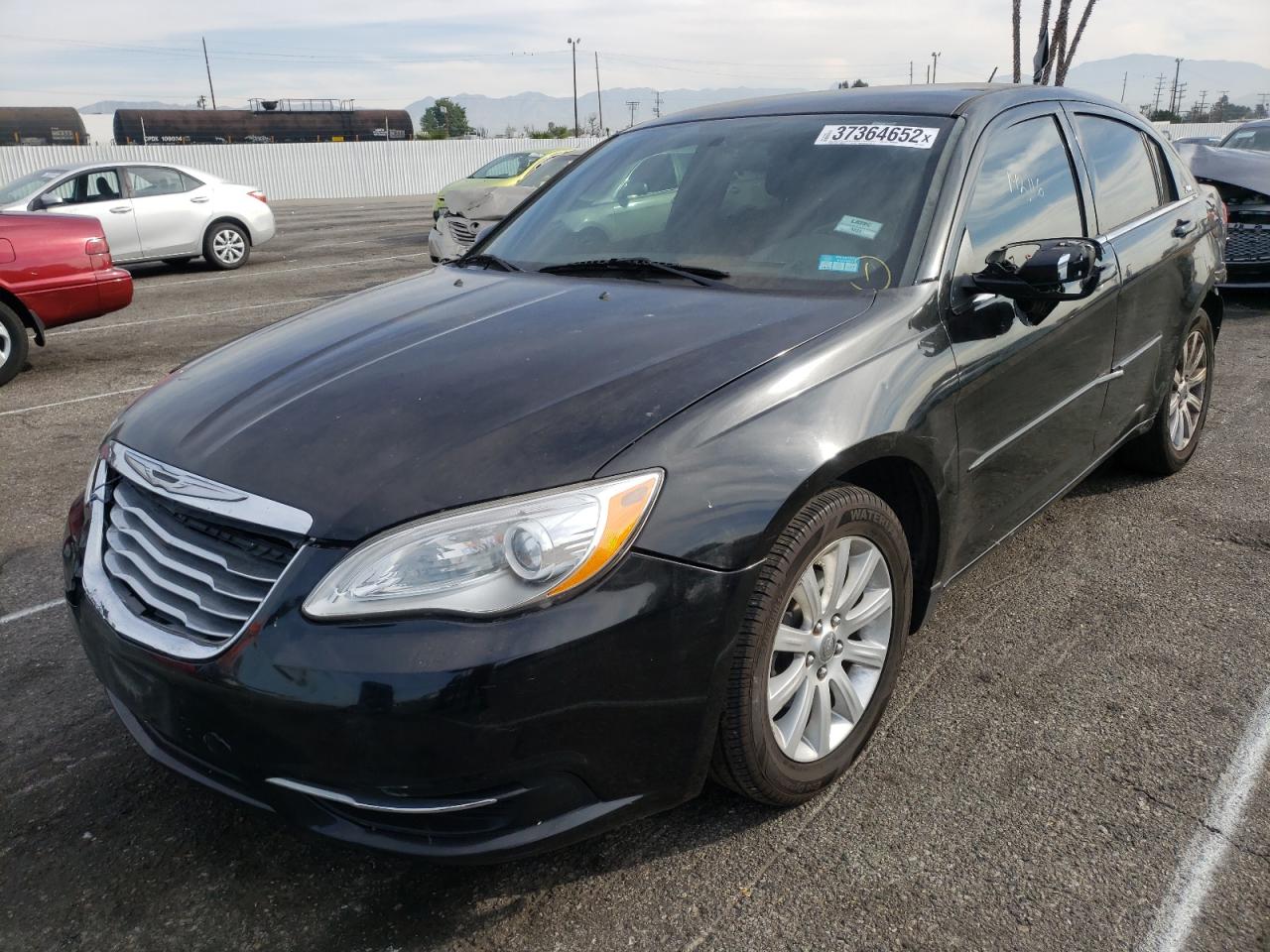 Photo 2 from auction – 2013 CHRYSLER 200 TOURIN with VIN 1C3CCBBBXDN588615