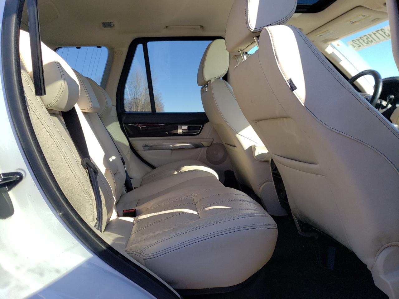 Photo 6 from auction – 2011 LAND ROVER RANGE ROVE with VIN SALSK2D41BA271201