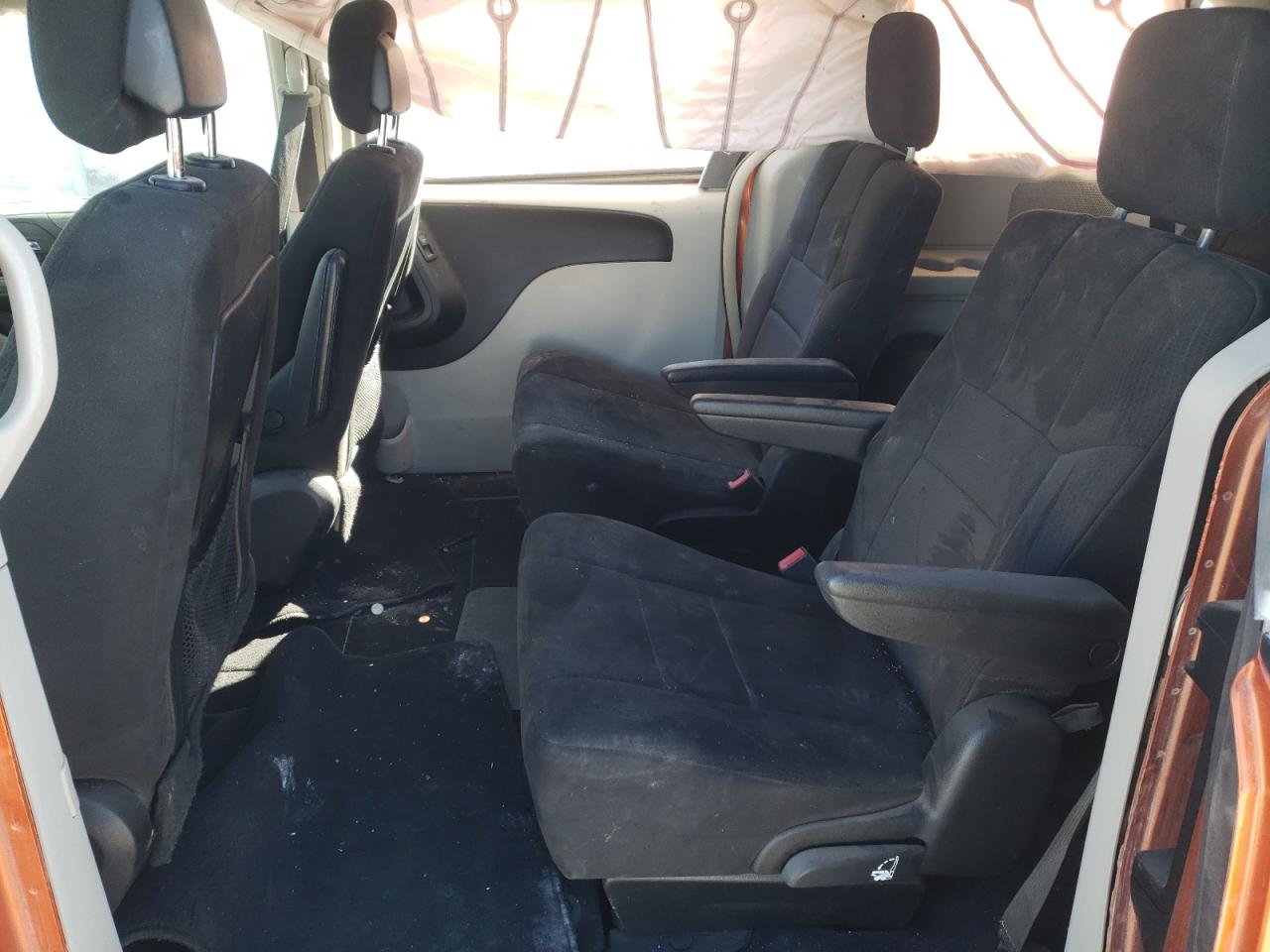 Photo 6 from auction – 2011 DODGE GRAND CARA with VIN 2D4RN5DG1BR751343
