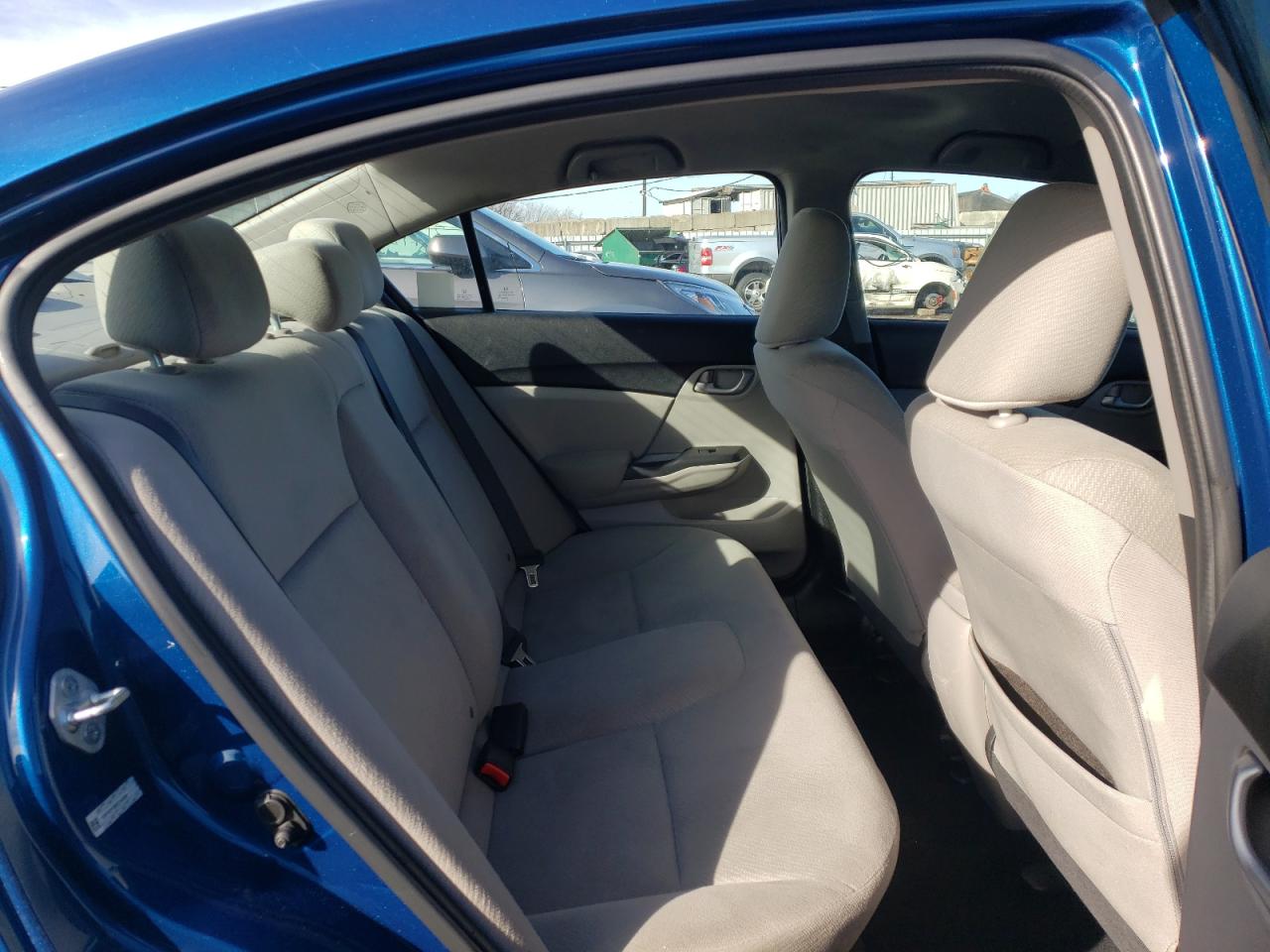 Photo 6 from auction – 2013 HONDA CIVIC LX with VIN 19XFB2F59DE244584