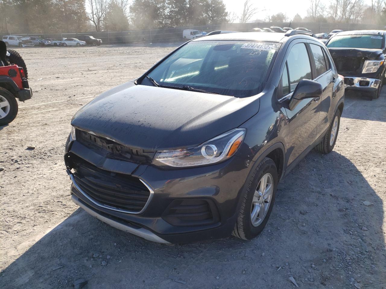 Photo 2 from auction – 2017 CHEVROLET TRAX 1LT with VIN 3GNCJLSB0HL222182