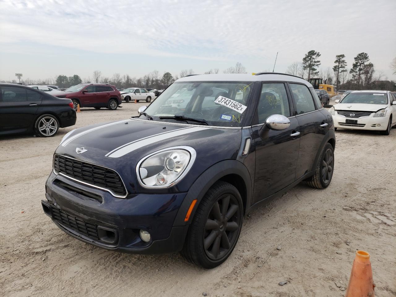 Photo 2 from auction – 2012 MINI COOPER S C with VIN WMWZC3C53CWL81557