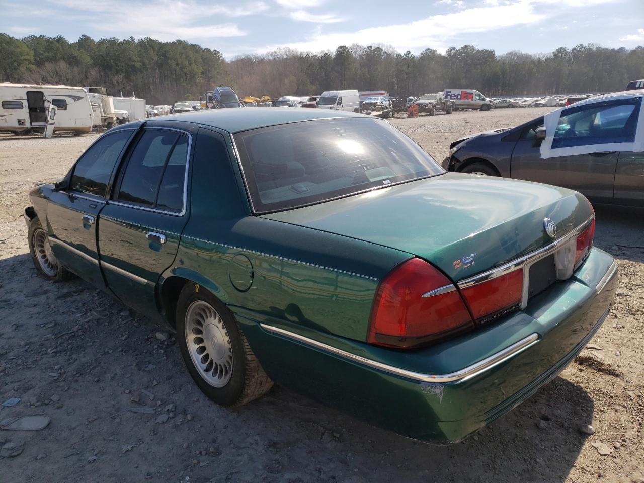 Photo 3 from auction – 2000 MERCURY GRAND MARQ with VIN 2MEFM75W2YX628738