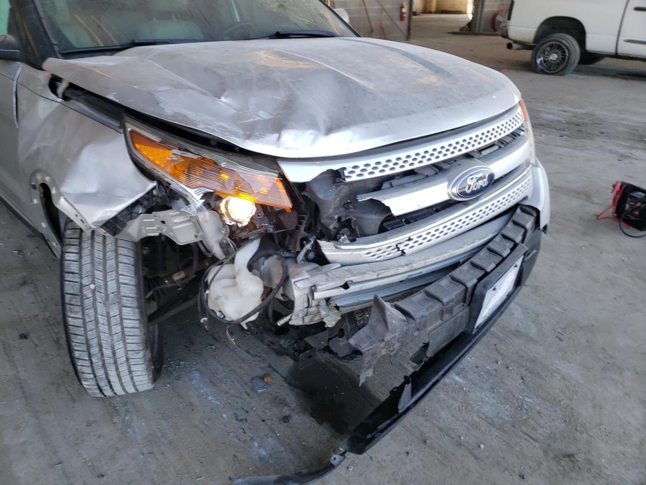 Foto 9 de la subasta – 2013 FORD EXPLORER L con VIN 1FM5K8F82DGA53853