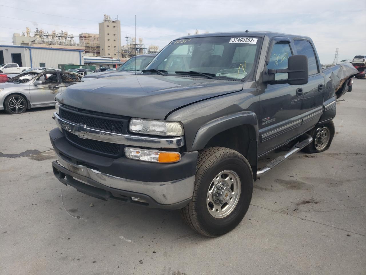 Photo 2 from auction – 2002 CHEVROLET SILVERADO with VIN 1GCHK23112F163771