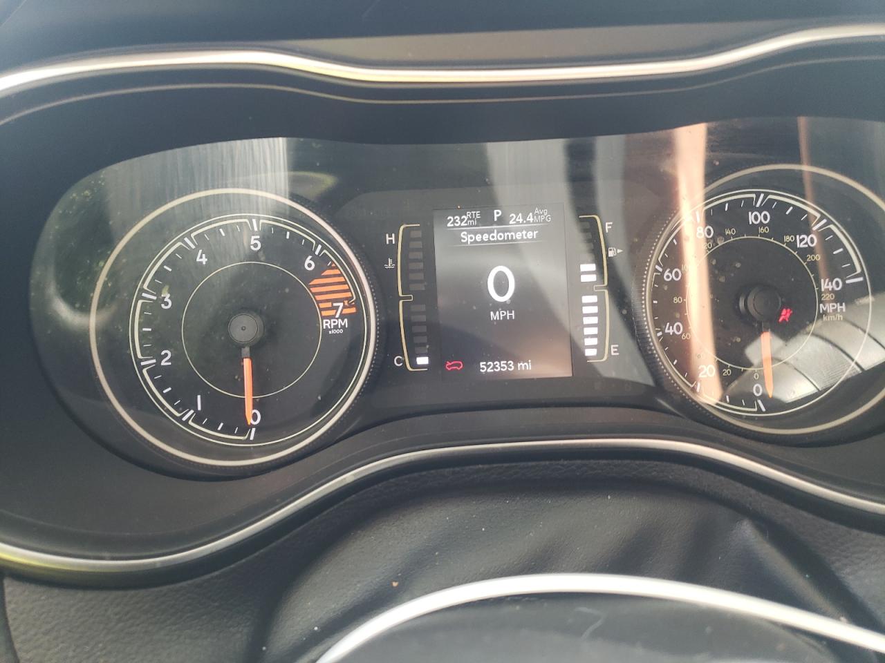 Photo 8 from auction – 2019 JEEP CHEROKEE L with VIN 1C4PJLCB4KD327247