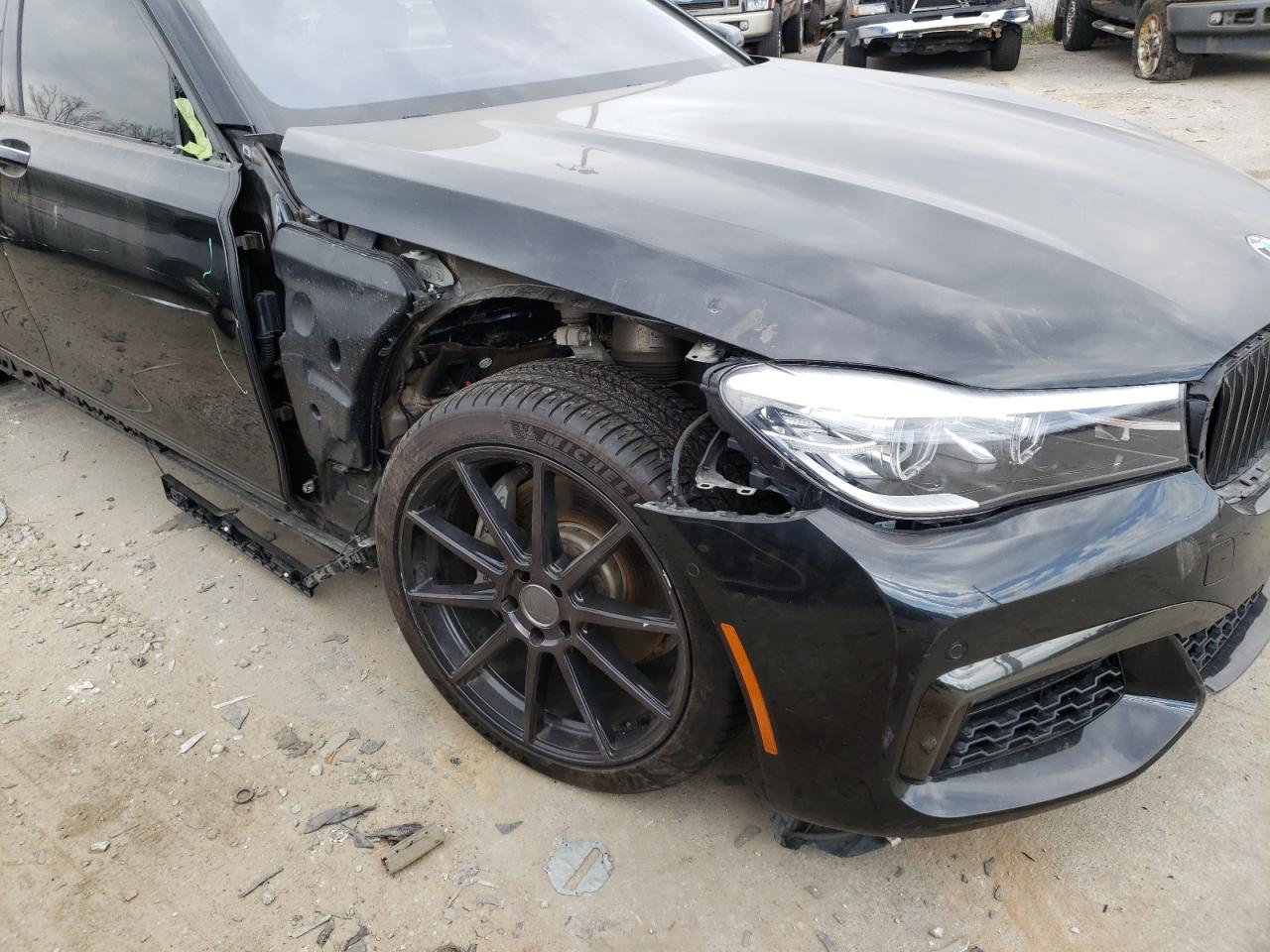 Photo 9 from auction – 2018 BMW 740 I with VIN WBA7E2C52JB214896