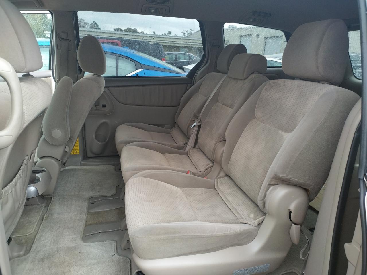 Photo 6 from auction – 2010 TOYOTA SIENNA CE with VIN 5TDKK4CC0AS323768