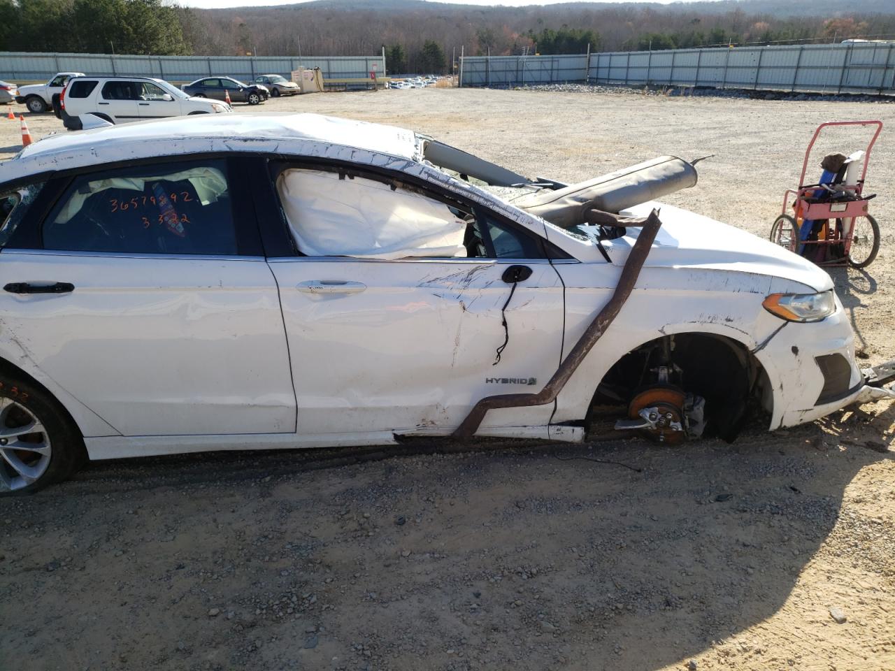 Photo 9 from auction – 2019 FORD FUSION SE with VIN 3FA6P0LU0KR205072