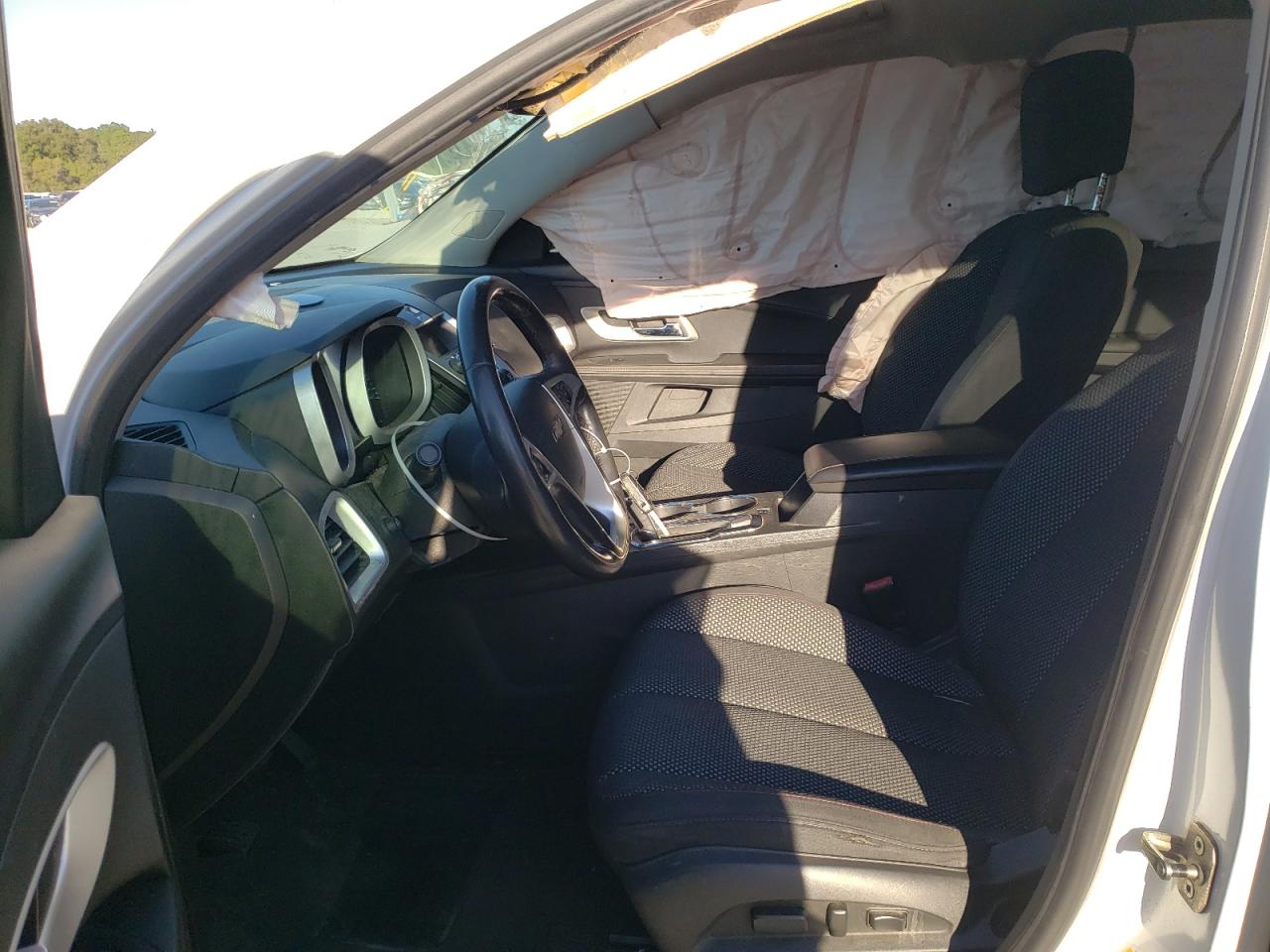Photo 5 from auction – 2011 CHEVROLET EQUINOX LT with VIN 2GNALDEC7B1304382