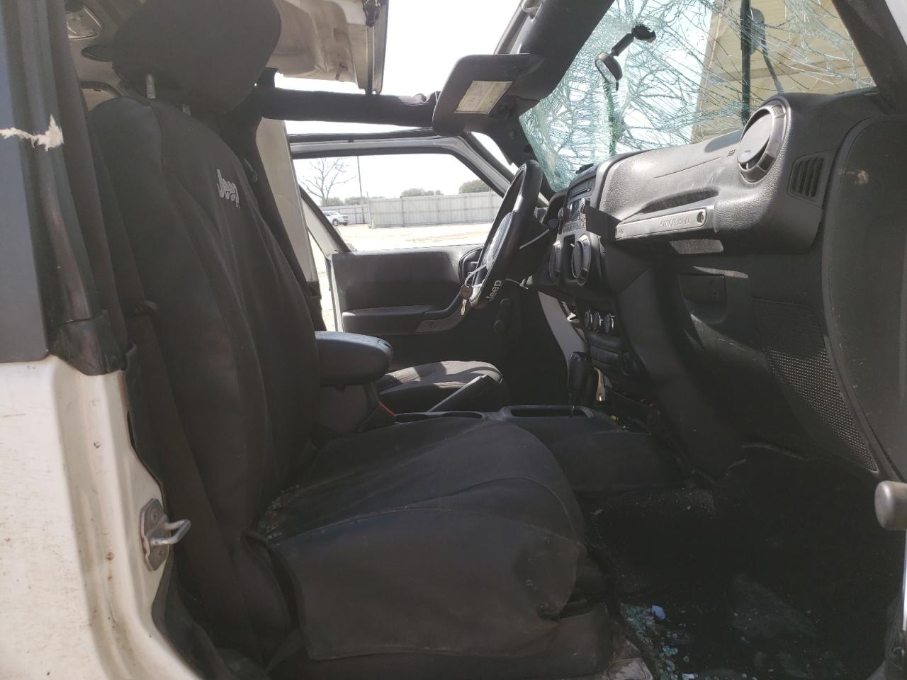 Photo 5 from auction – 2015 JEEP WRANGLER S with VIN 1C4AJWAG7FL524723