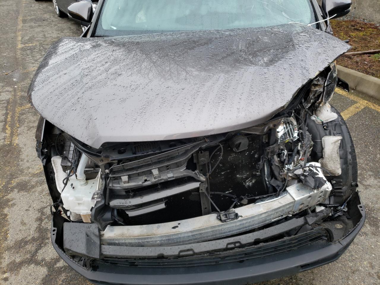 Photo 7 from auction – 2016 TOYOTA HIGHLANDER with VIN 5TDJKRFHXGS251759