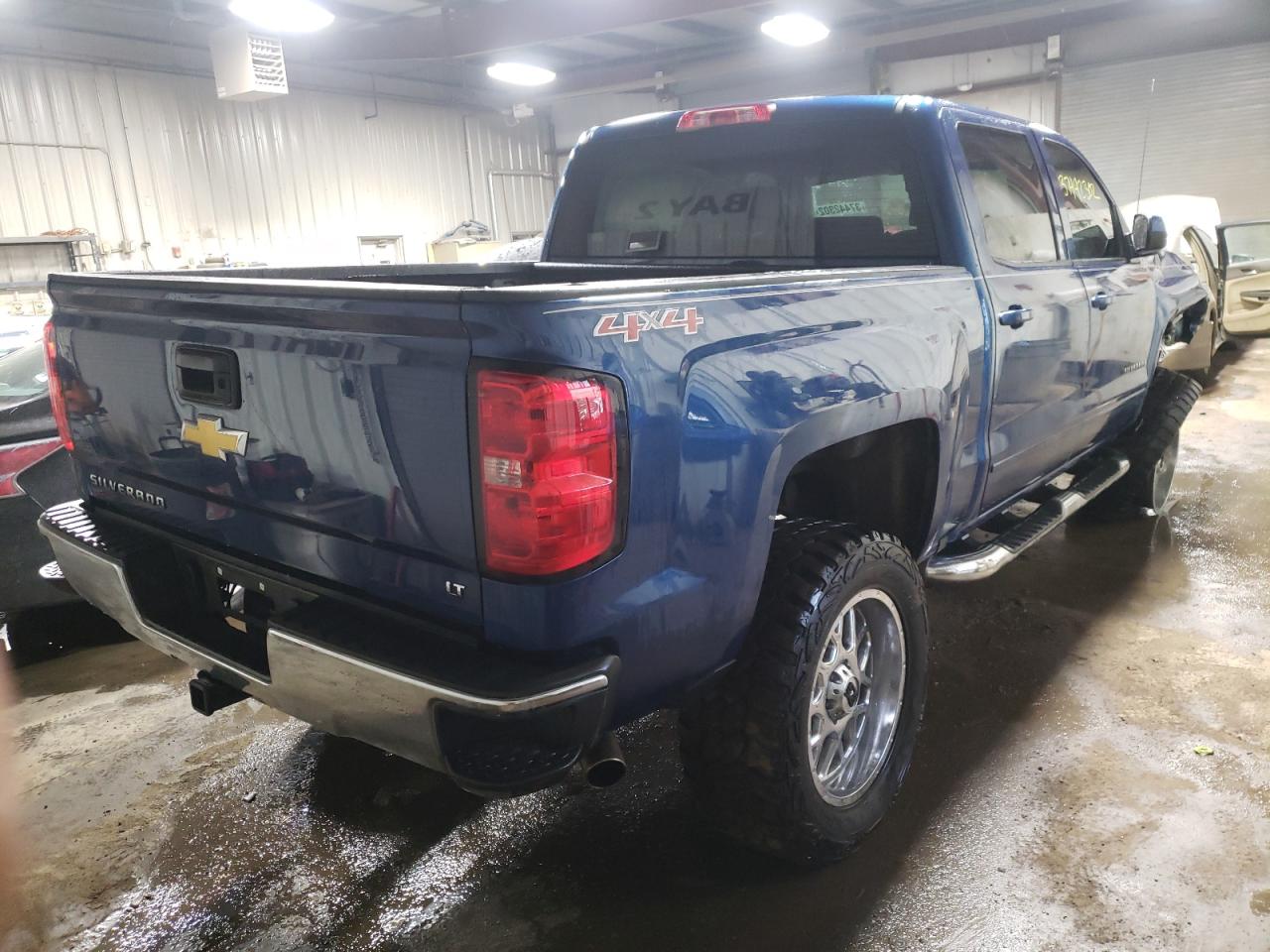 Photo 4 from auction – 2017 CHEVROLET SILVERADO with VIN 3GCUKREC4HG201135