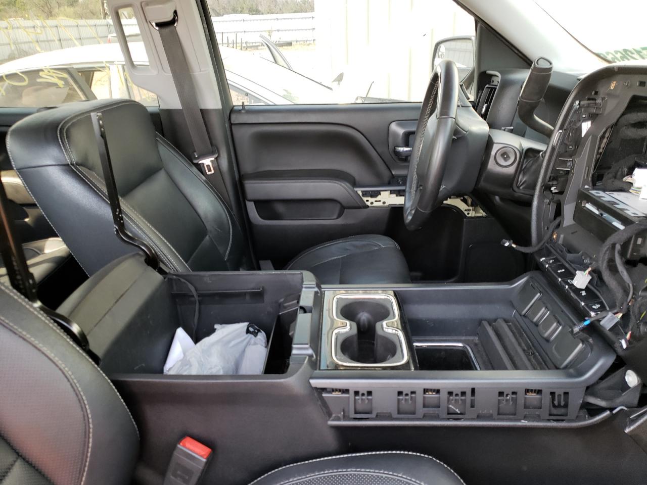 Photo 9 from auction – 2018 CHEVROLET SILVERADO with VIN 3GCUKREC3JG100965