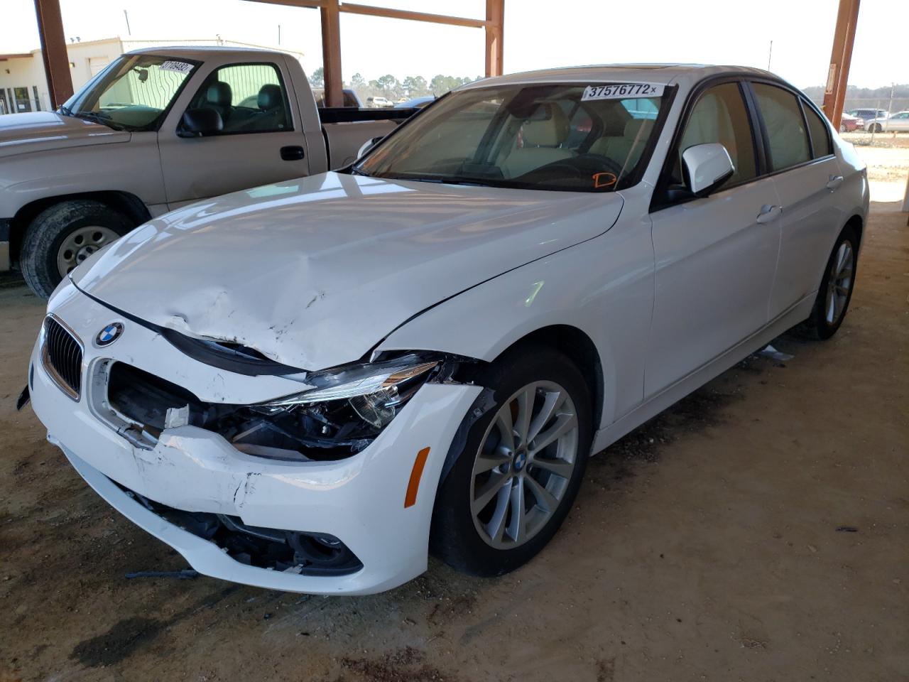 Foto 2 de la subasta – 2018 BMW 320 I con VIN WBA8E1G54JNU89449