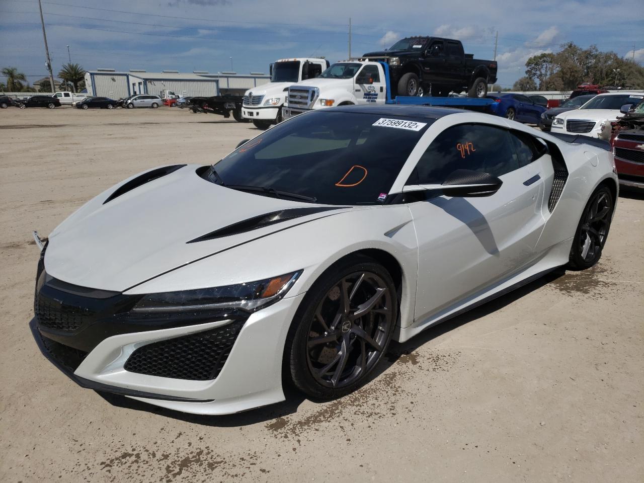 Photo 2 from auction – 2017 ACURA NSX with VIN 19UNC1B03HY000444