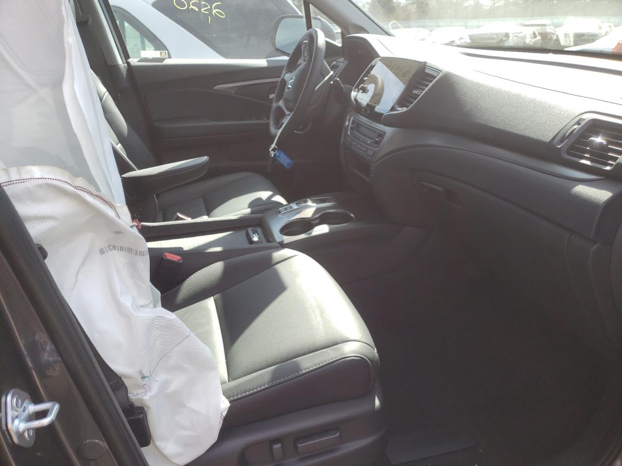 Photo 5 from auction – 2022 HONDA PILOT EXL with VIN 5FNYF6H58NB023538