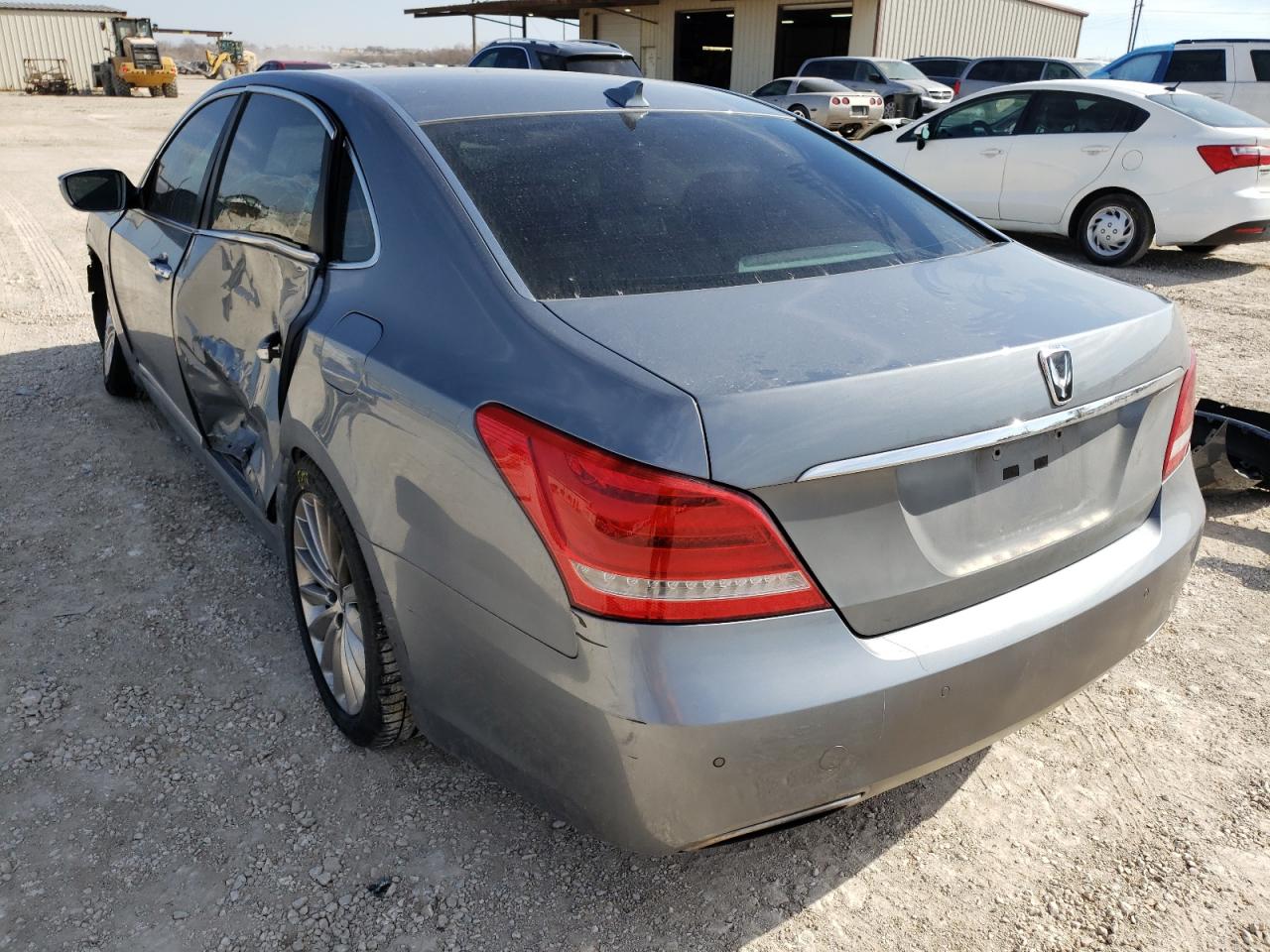 Photo 3 from auction – 2014 HYUNDAI EQUUS SIGN with VIN KMHGH4JH8EU080968