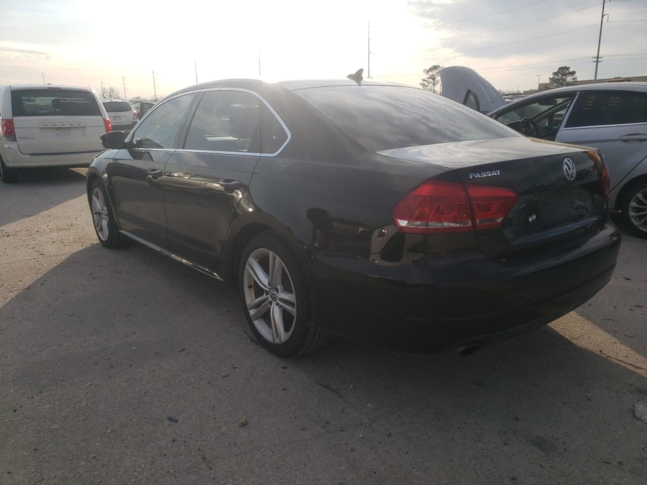Photo 3 from auction – 2014 VOLKSWAGEN PASSAT SE with VIN 1VWBS7A36EC119100