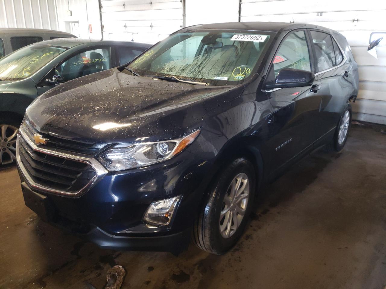 Photo 2 from auction – 2021 CHEVROLET EQUINOX LT with VIN 3GNAXKEV6MS120147