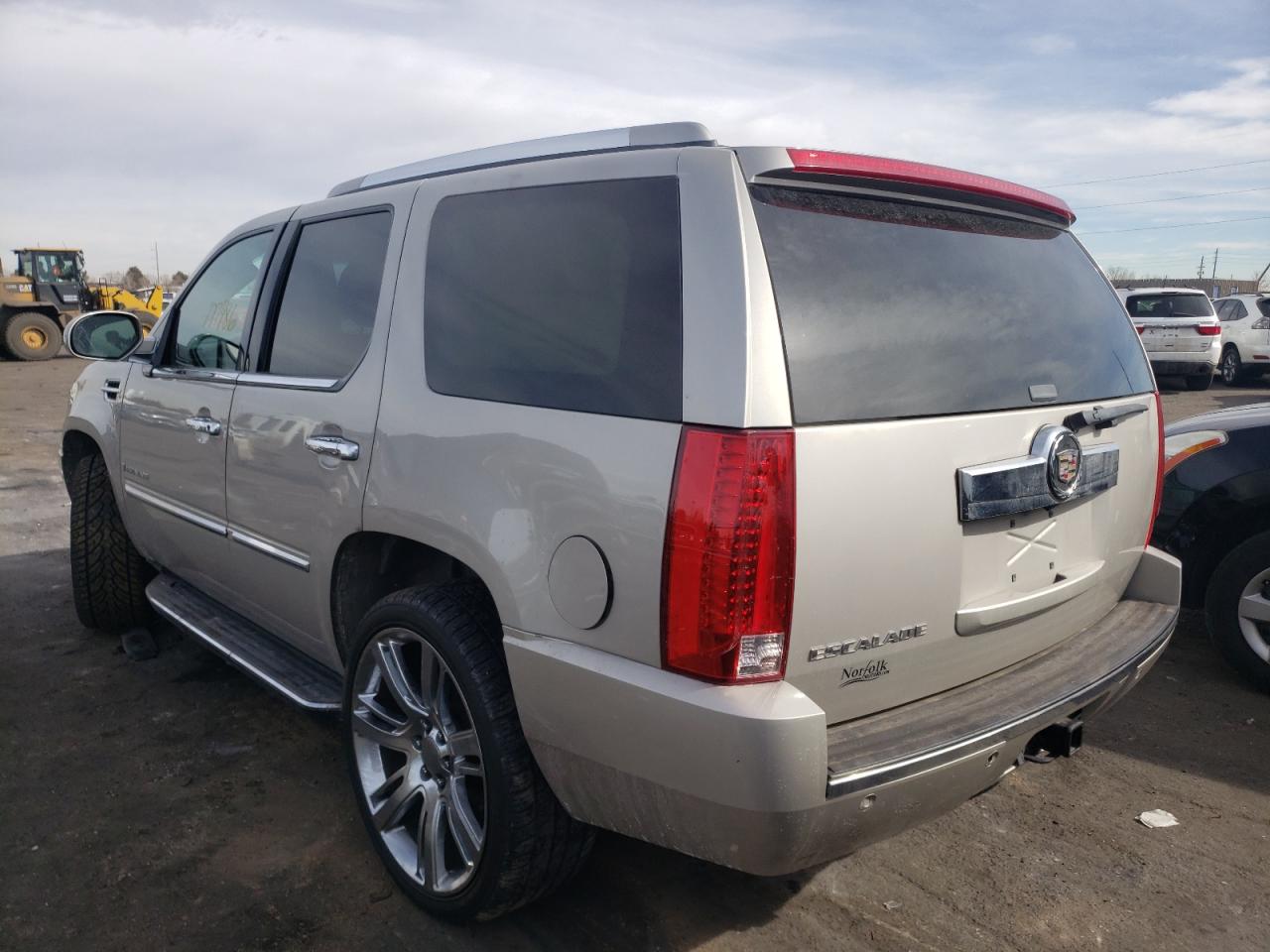 Photo 3 from auction – 2007 CADILLAC ESCALADE L with VIN 1GYFK63887R142699