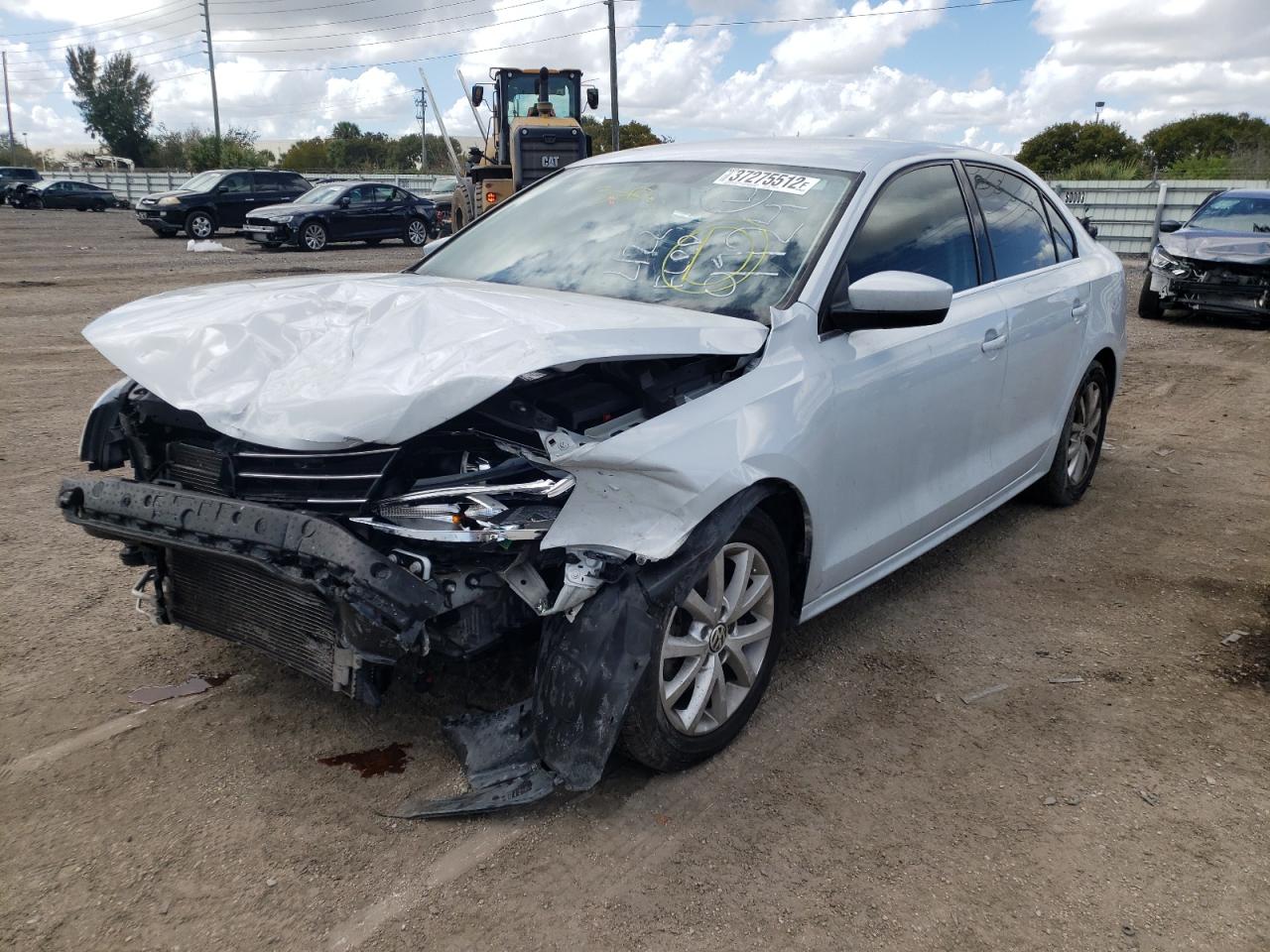 Photo 2 from auction – 2017 VOLKSWAGEN JETTA S with VIN 3VW2B7AJ5HM329124