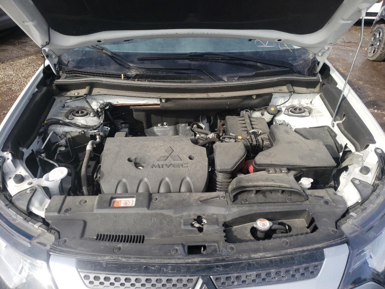 Photo 7 from auction – 2020 MITSUBISHI OUTLANDER with VIN JA4AZ3A35LZ030500
